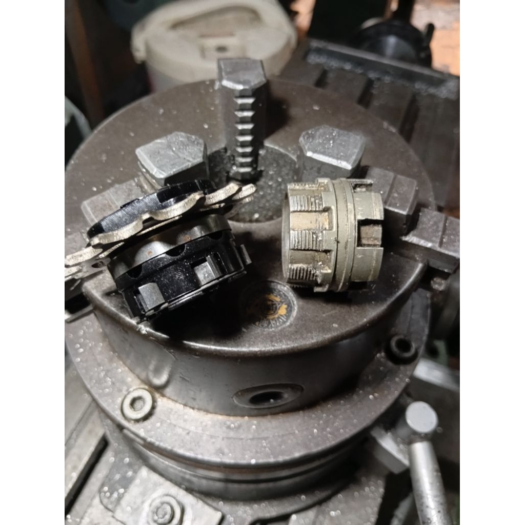 body pawl/cog freehub MX 6pawl