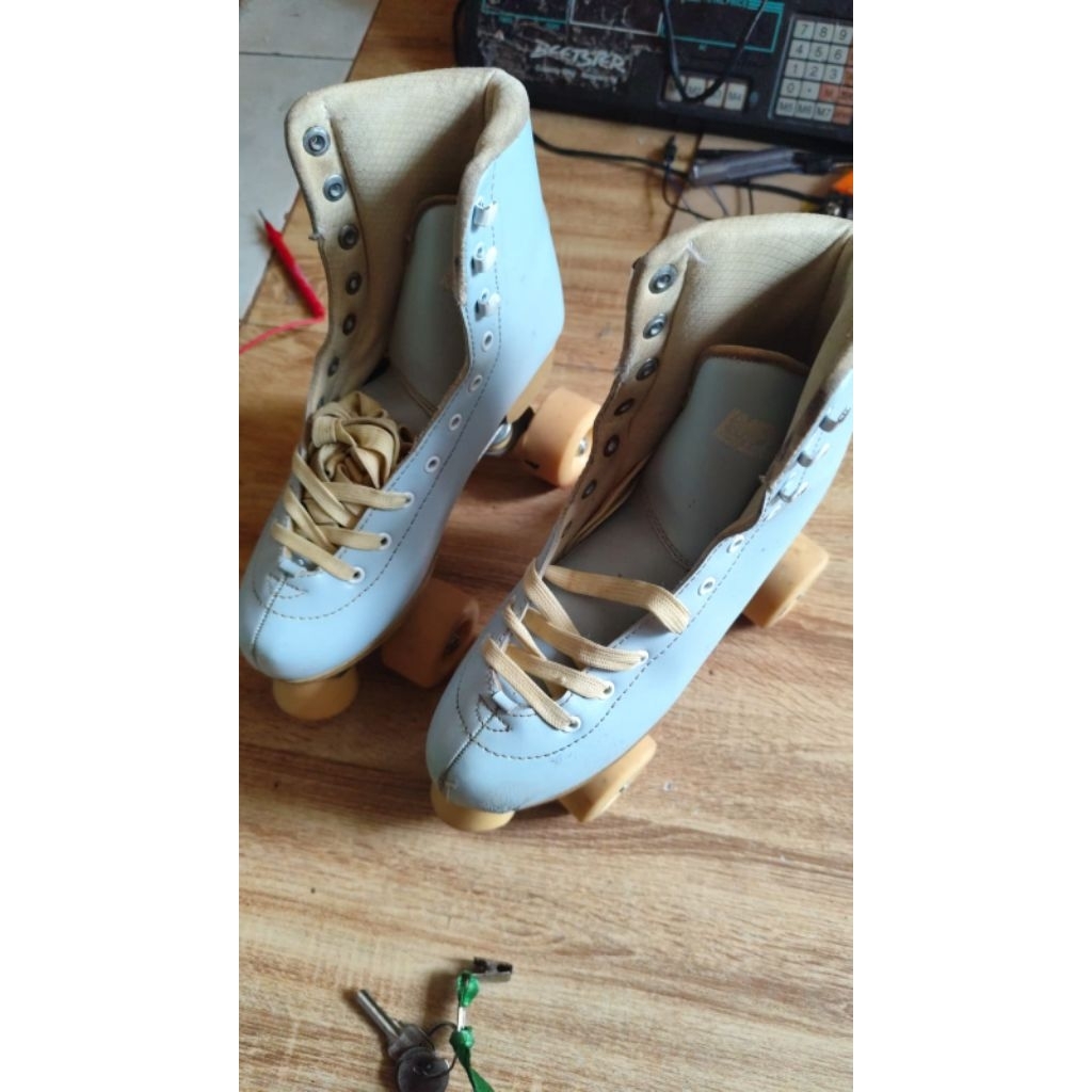 sepatu roda impala 38