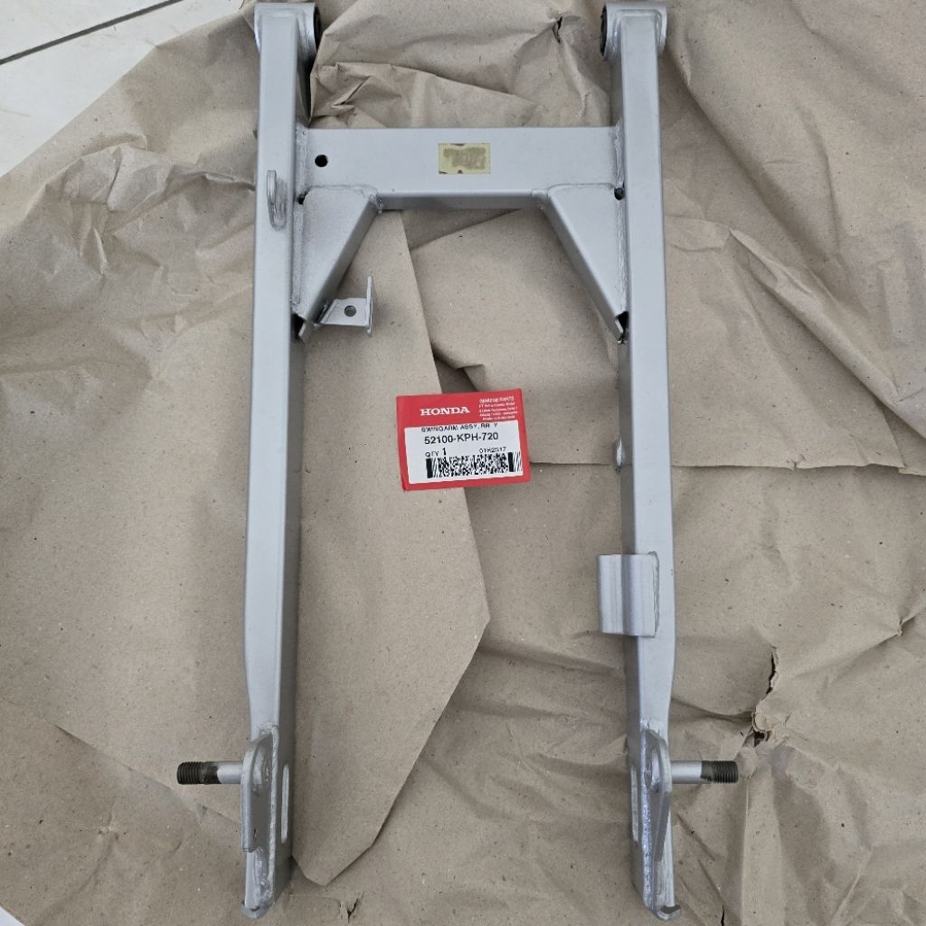 52100-KPH-720 Swing Arm Lengan Ayun Kharisma Karisma X Karisma D Kirana Original AHM