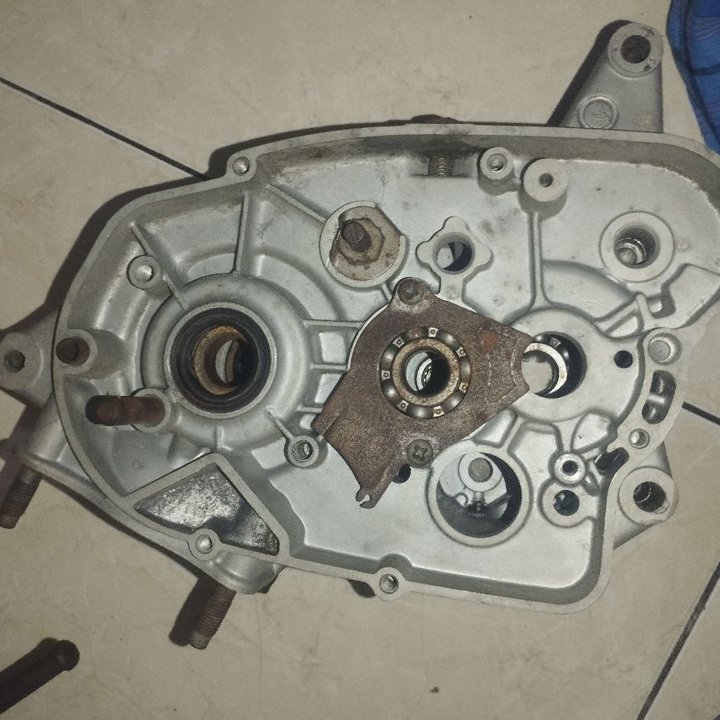 Crangkase 1 set  RX king 2004