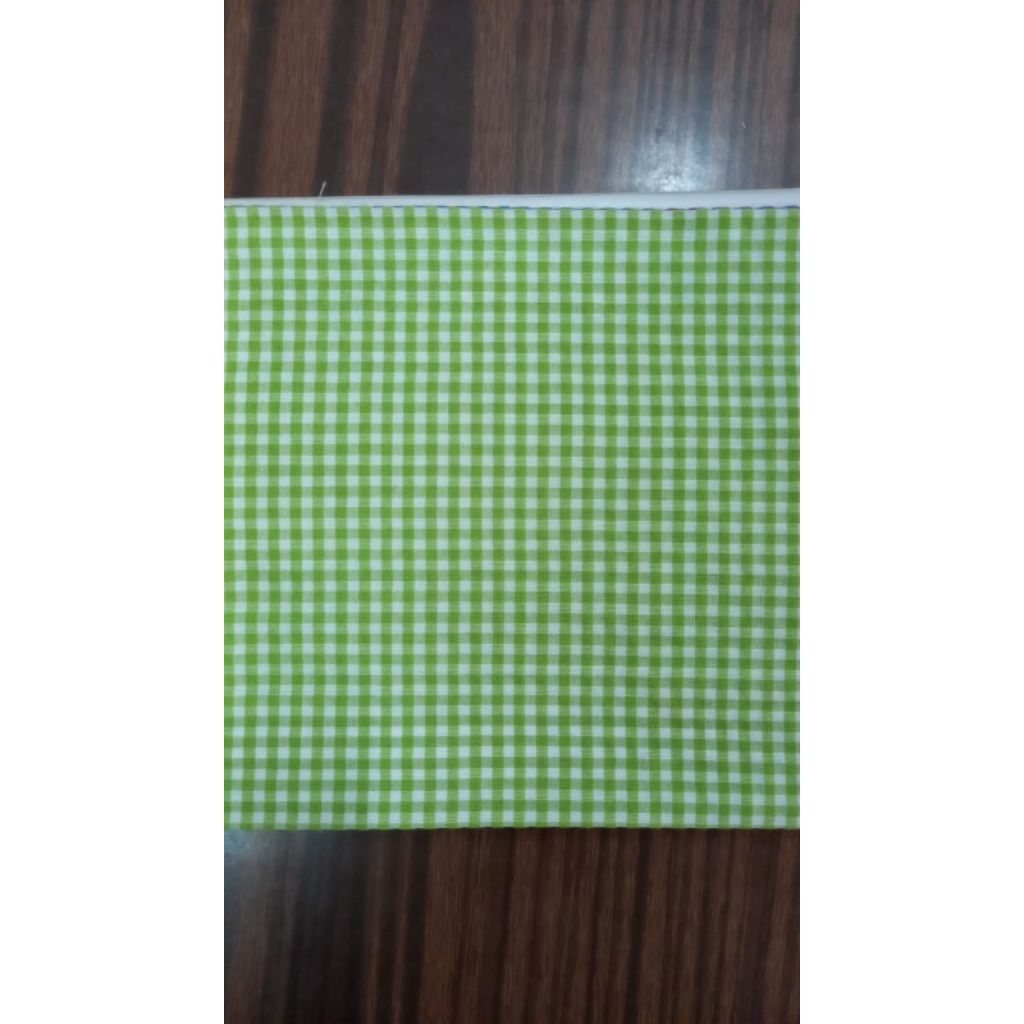 kain kotak kecil hijau muda 25 meter