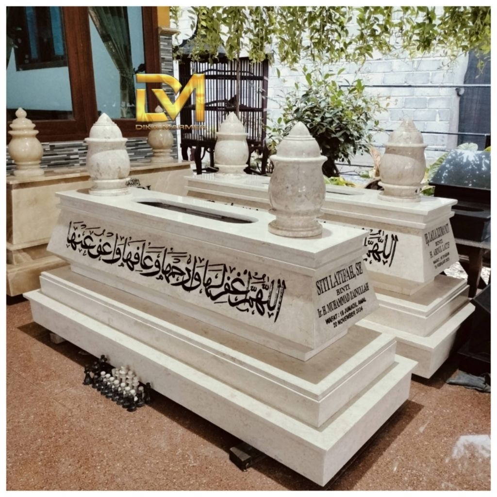 Kijing Makam Marmer Full Ukir Kaligrafi Arab