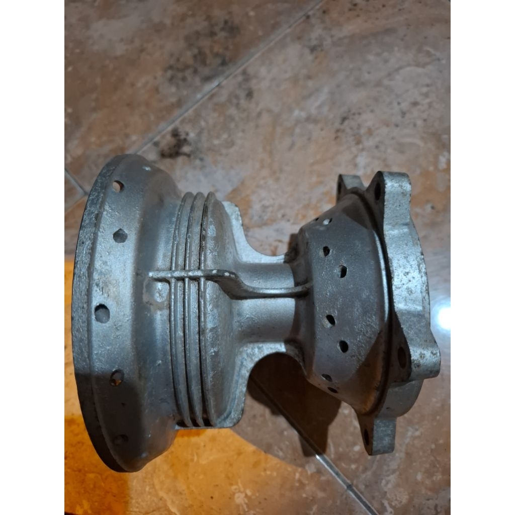 tromol belakang crf 230 ori