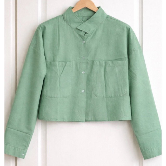 Preloved Kemeja Hijau Muda LD 100-105 Bahan linen adem