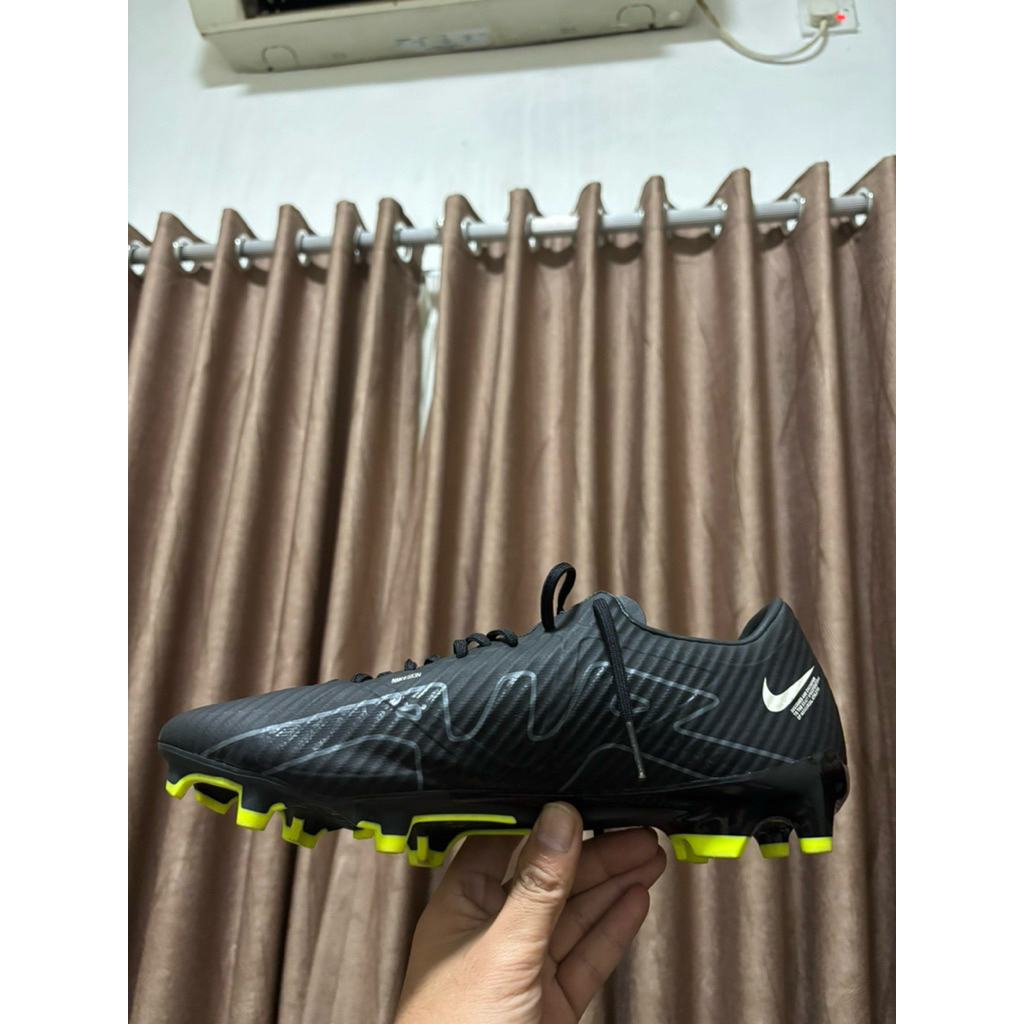 Sepatu bola Nike Zoom vapor Second