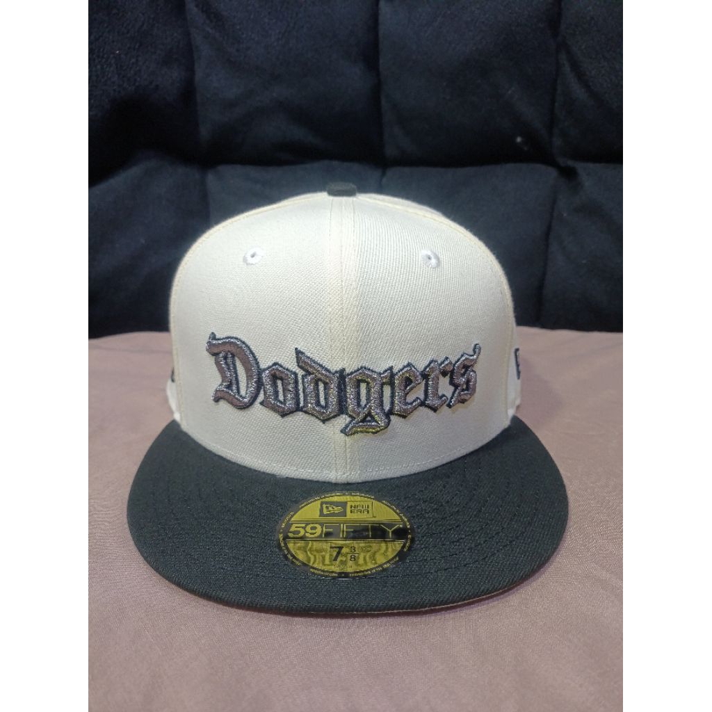 Topi New Era x Sugar Skull LA Dodgers Chrome Line Size 7 3/8 True ORIGINAL 100%