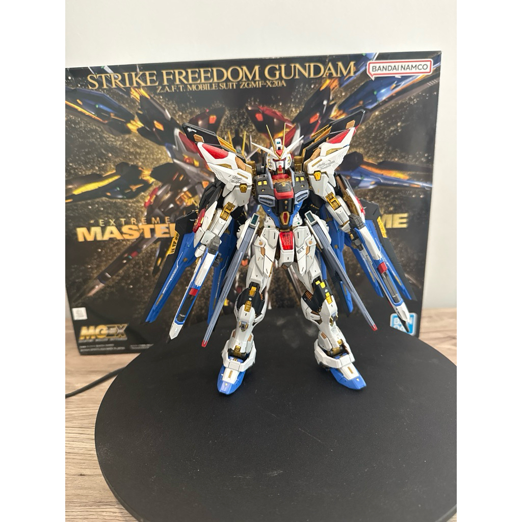 MGEX Strike freedom bandia mokit