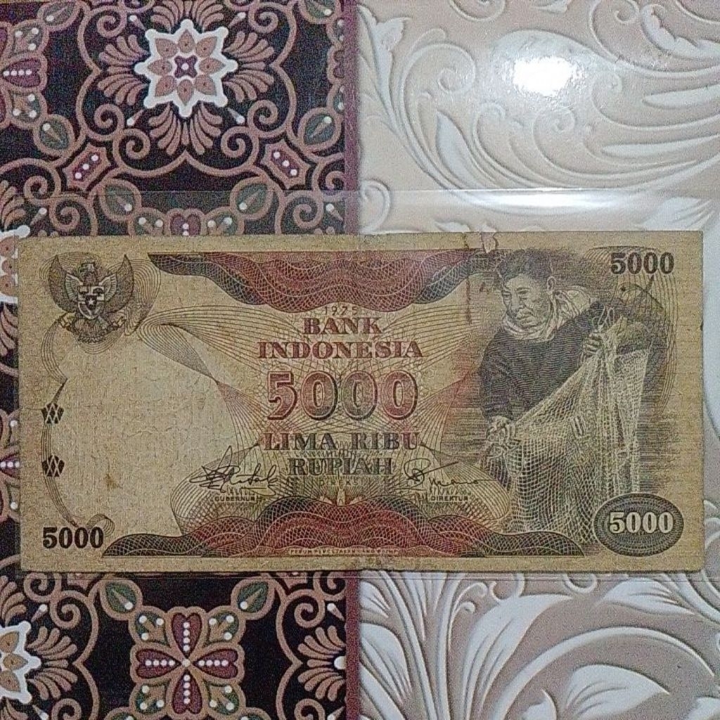 Uang 5000 penjala 1975 vf repair margin