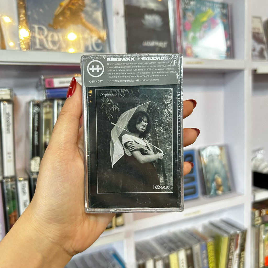 Kaset Beeswax - Saudade