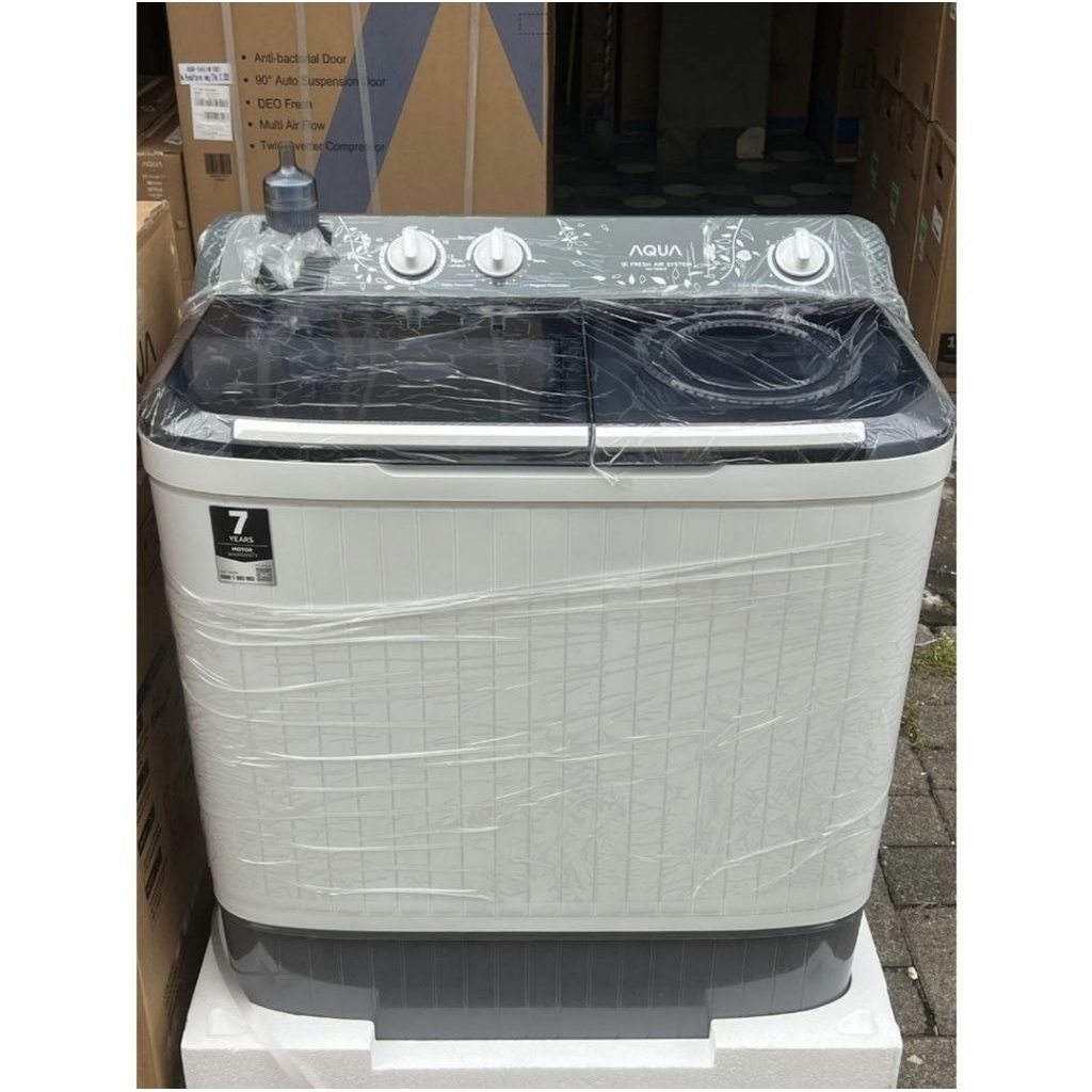 Mesin cuci 2 tabung AQUA 7 kg QW 7030