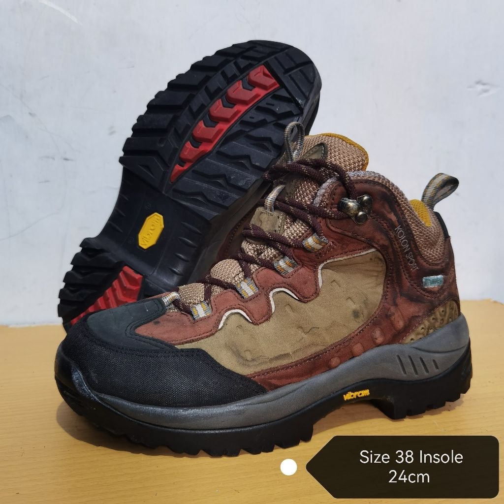 Sepatu Hiking KOLON SPORT GORE-TEX MID VIBRAM 38
