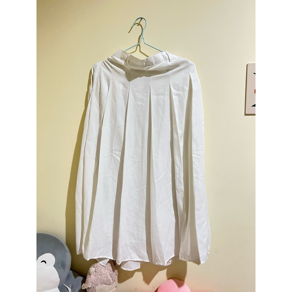 [preloved] rok biku lipit putih