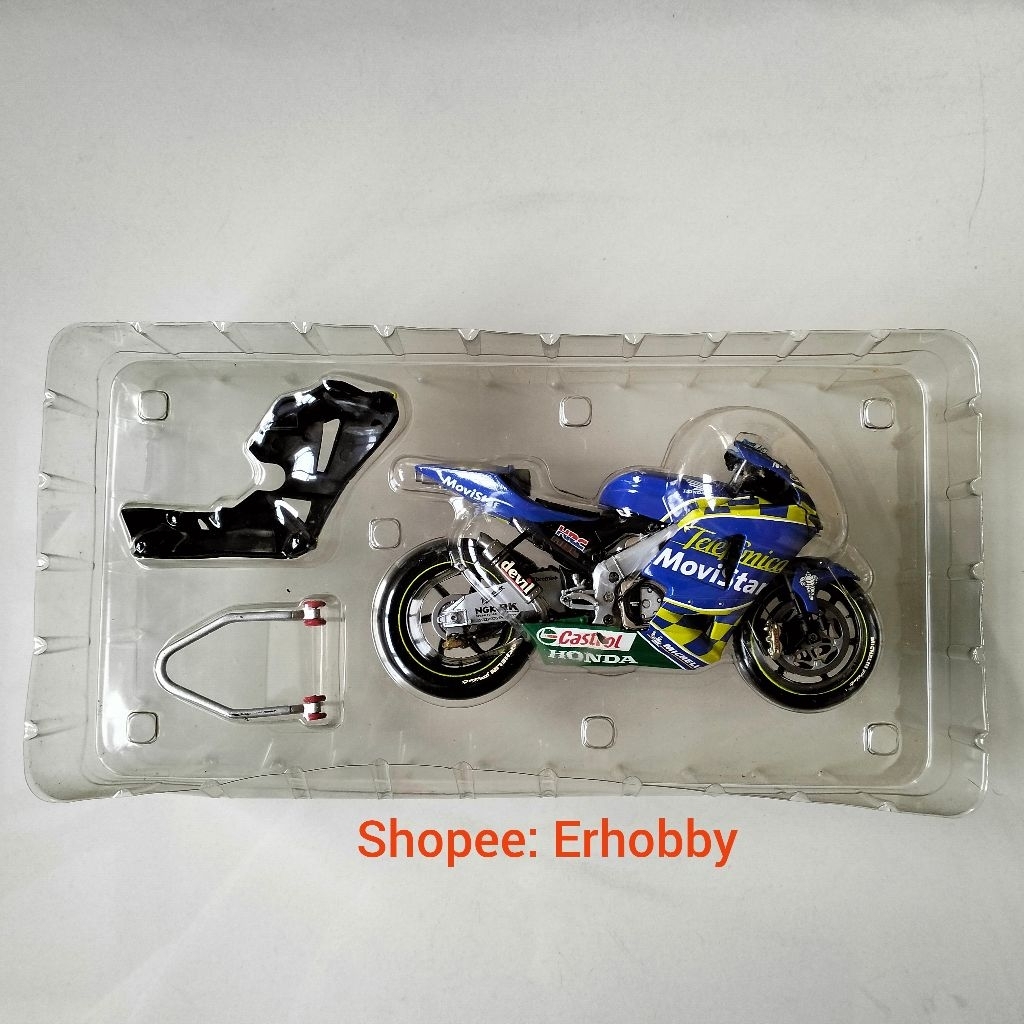 Minichamps Skala 1:12 MotoGP, Honda RC211V 2003, Sete Gibernau #15
