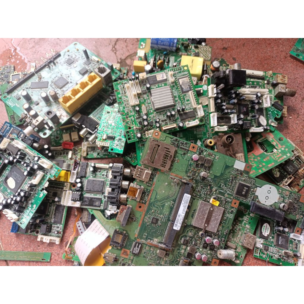 PCB MB HP LAPTOP DVD WIFI GAMBLING BAHAN LEBUR EMAS