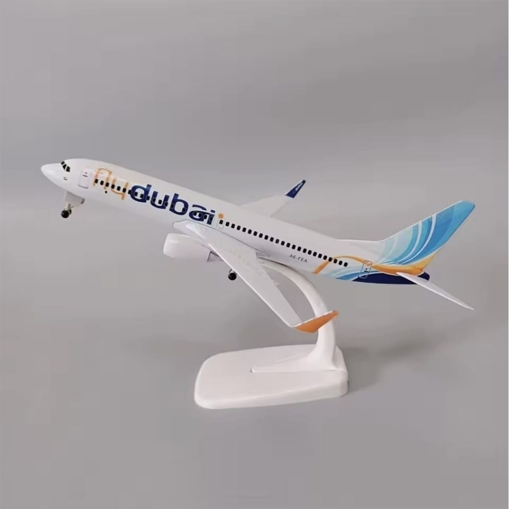 FLY DUBAI B737 MINIATUR PESAWAT DIECAST PAJANGAN