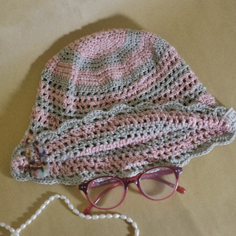 La Roux Craft - Bucket Hat - Topi Rajut Wanita Pantai Casual