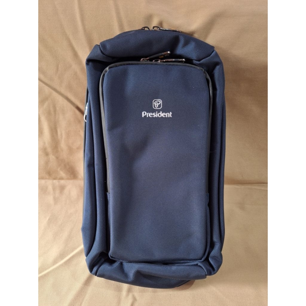 Tas Slempang President 6981 Port USB
