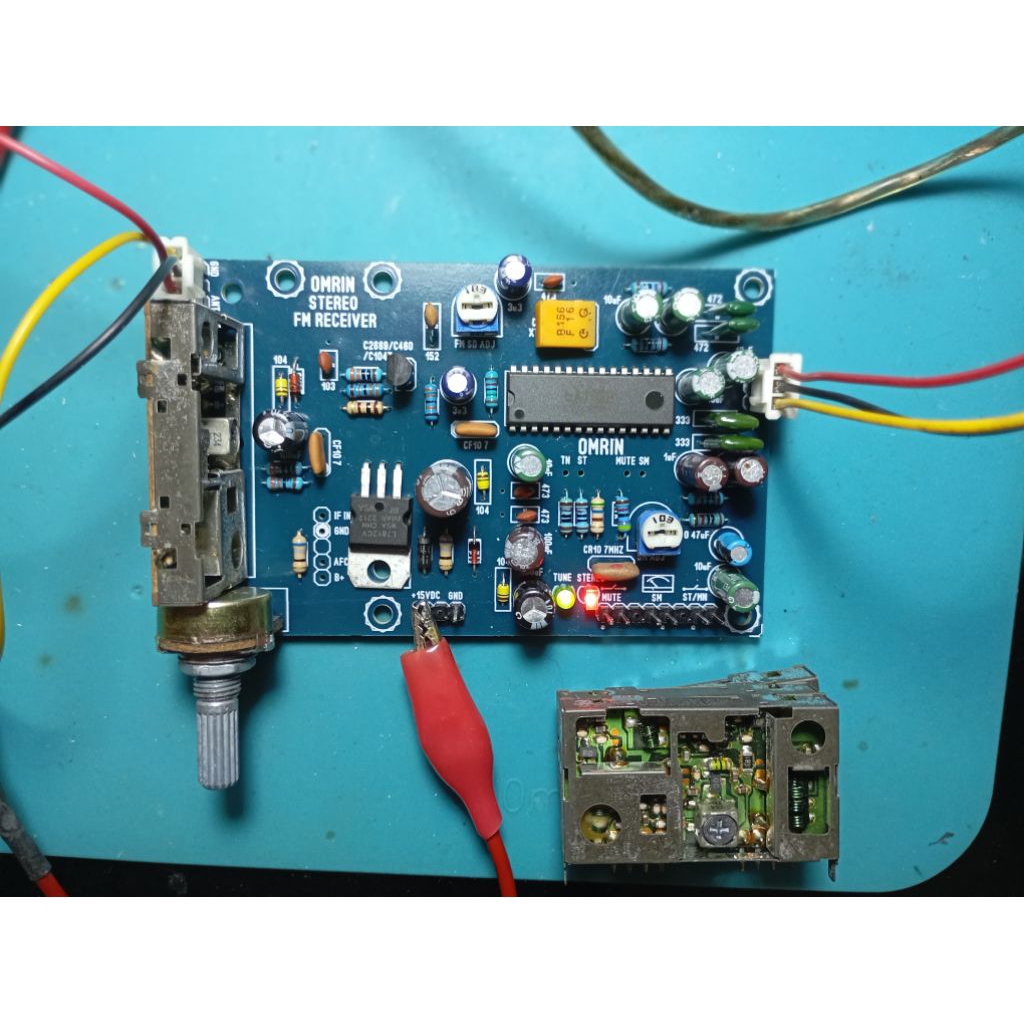 KIT RADIO FM RECEIVER STEREO LA1835