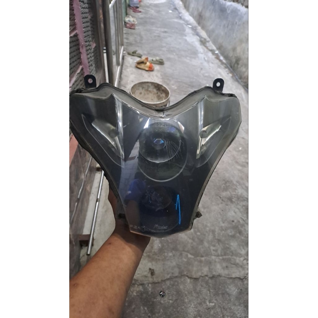 headlamp pulsar 220f original