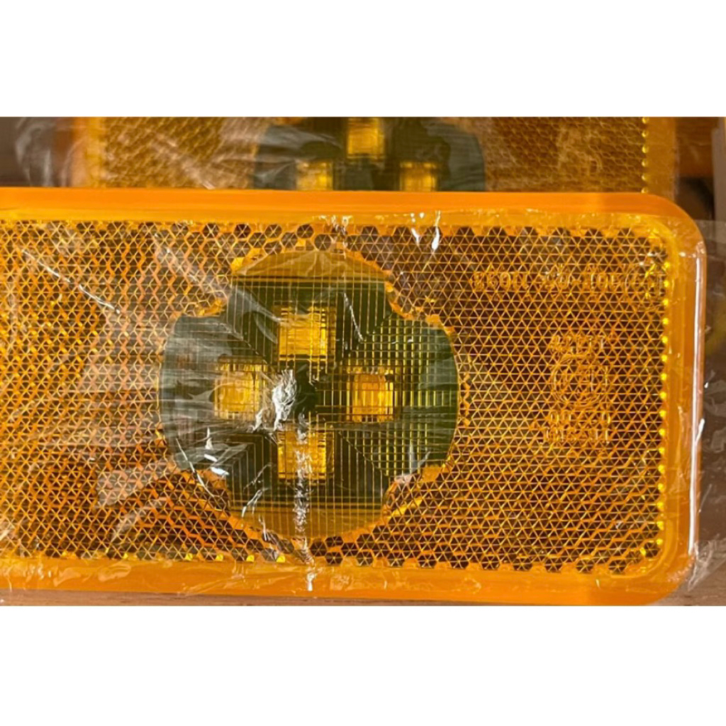 Lampu Volvo kuning original premium 9-30Volt (T R A N S P M M A)