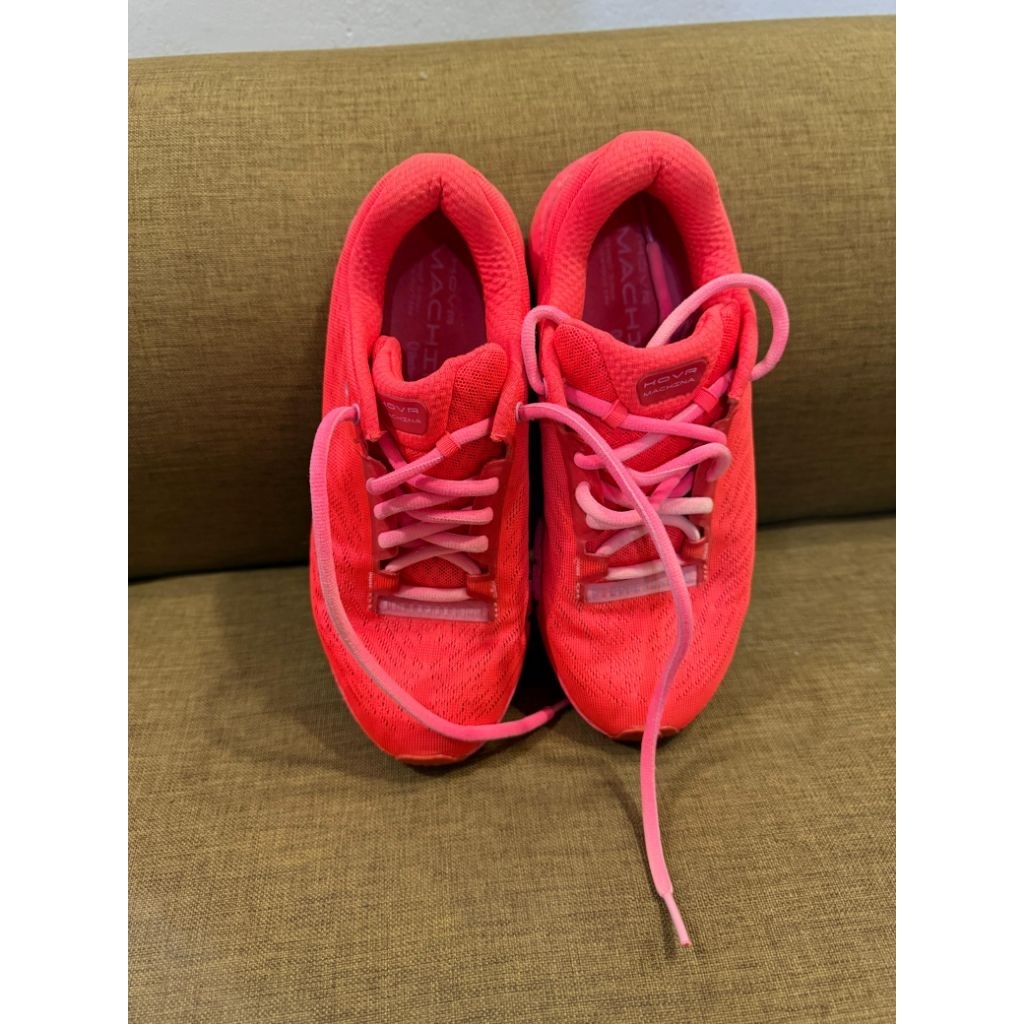 Preloved sepatu Under Armour ori