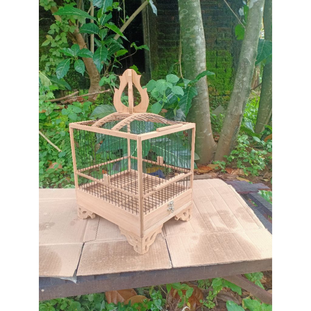 Sangkar burung kecil
