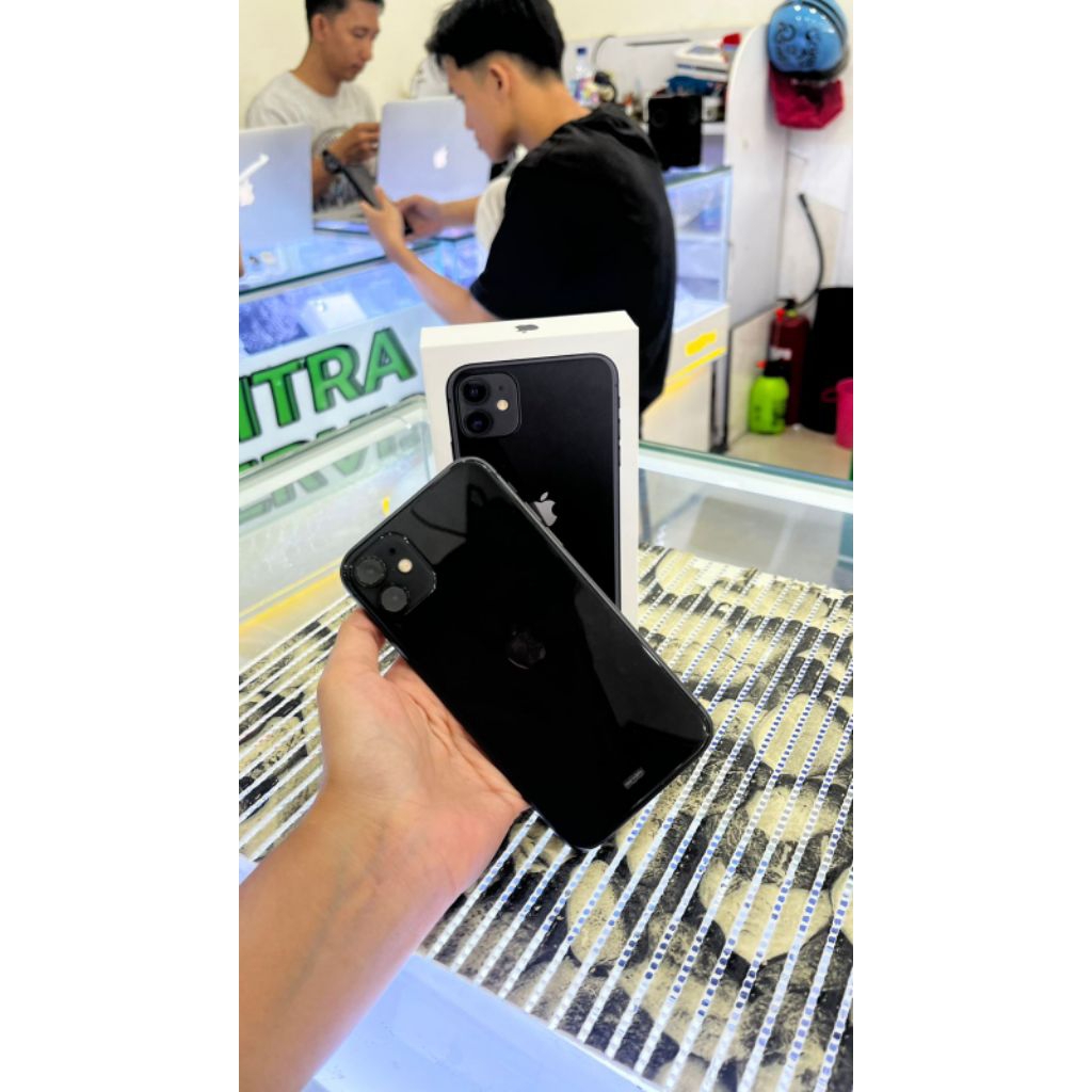 IPHONE 11 64GB DN 128GB SECOND IBOX
