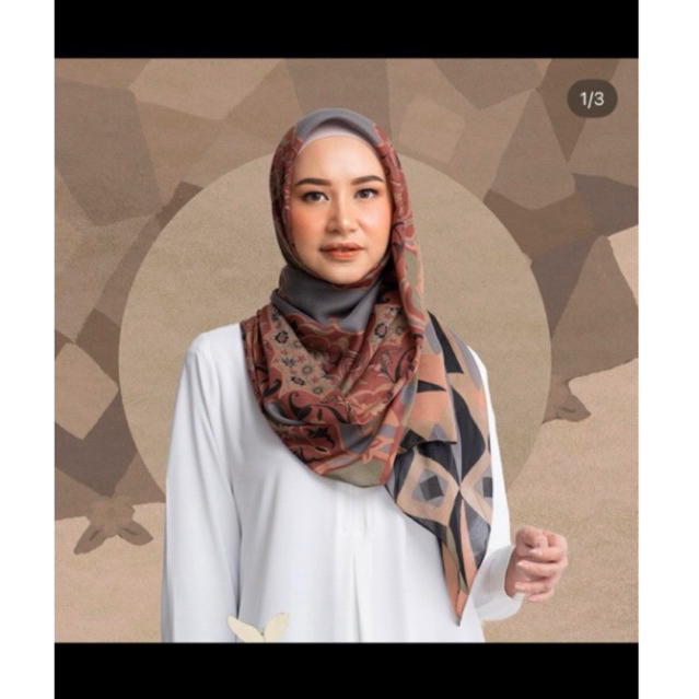 Preloved kyra scarf heavenlights x kamiidea