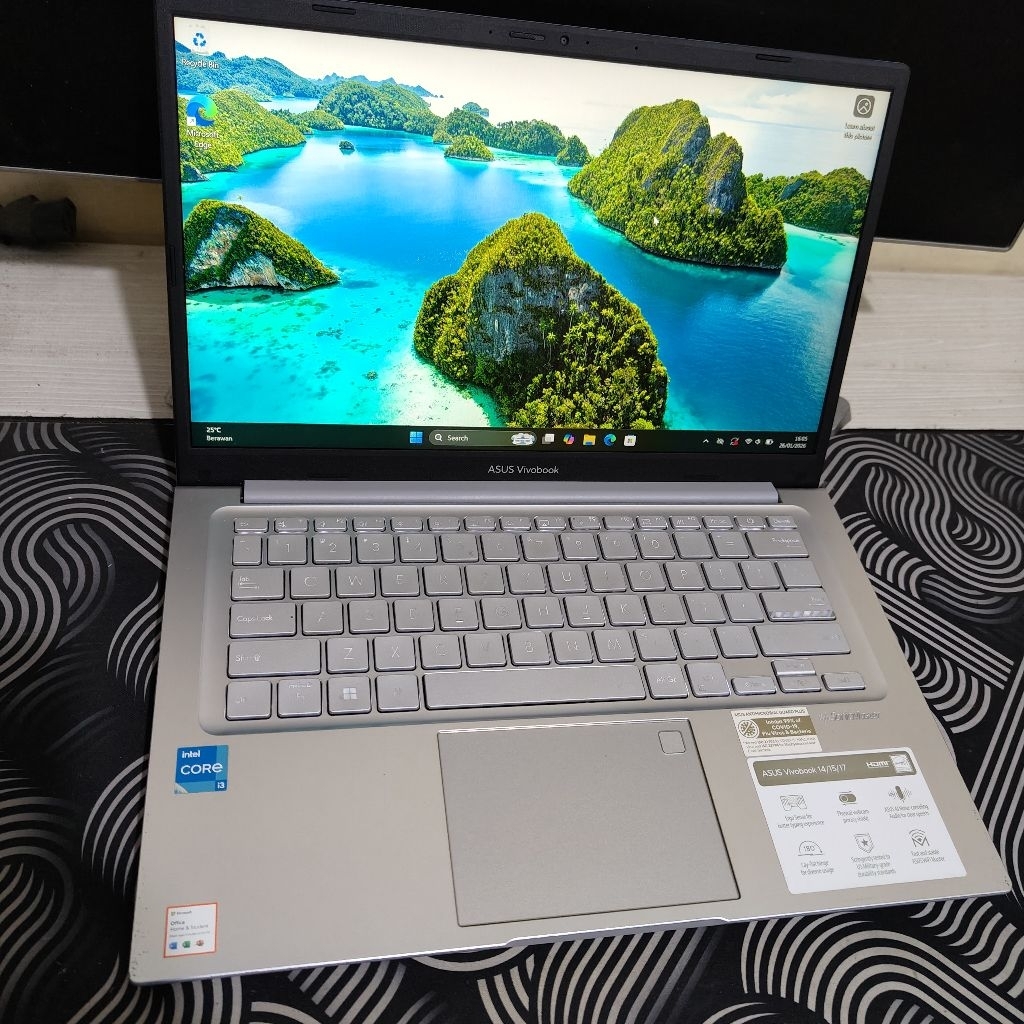 Asus Vivobook 14 intel i3-1215u Ram 8gb SSD 256 A1404ZA
