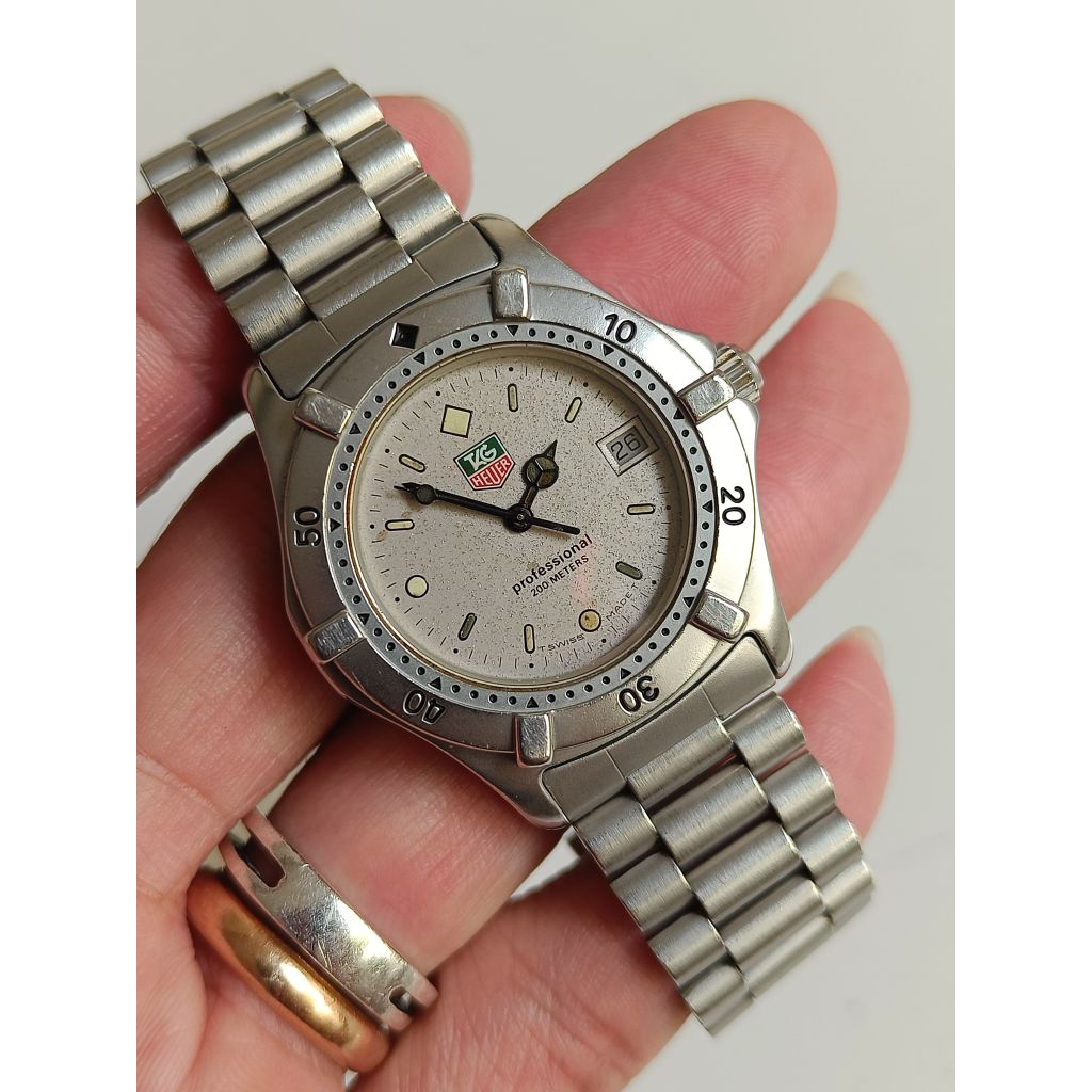 Tag Heuer 2000 classic profesional 200 m vintage original bekas normal siap pakai mewah