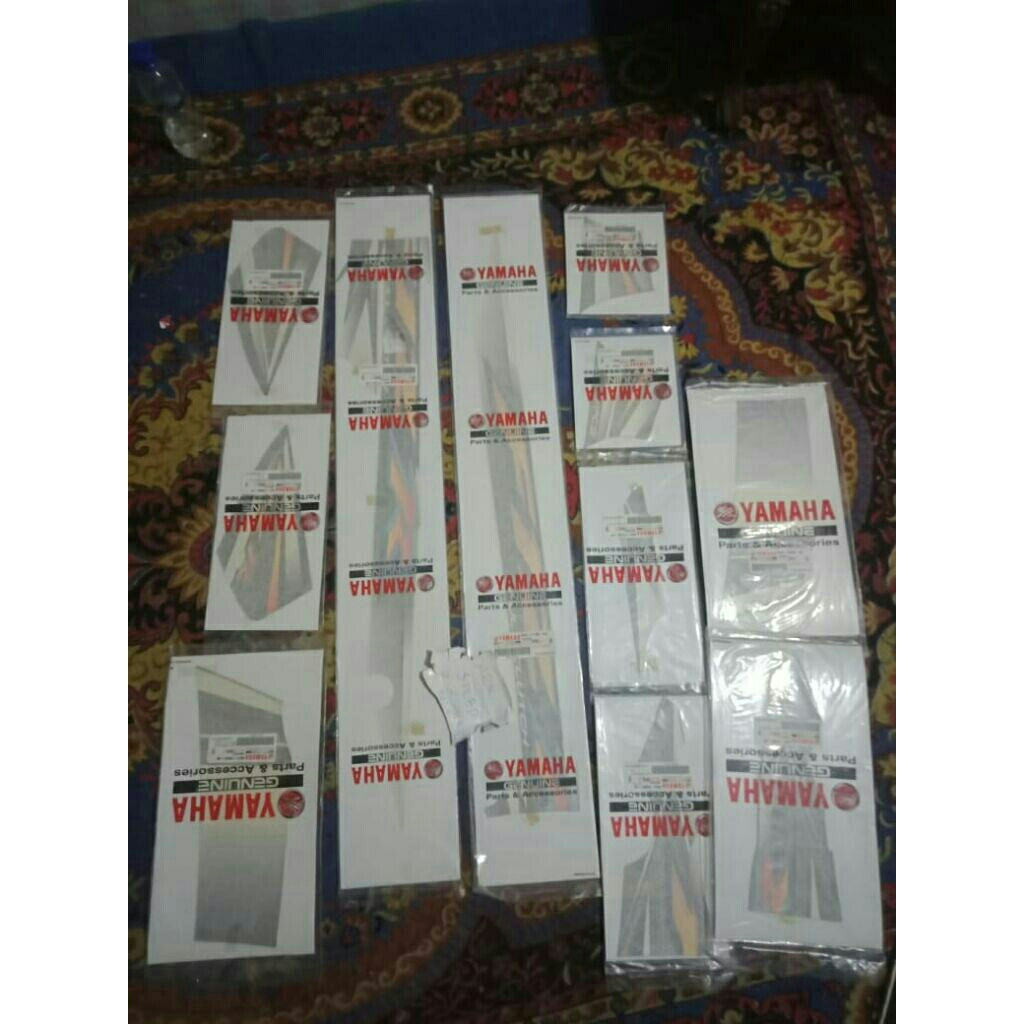 STRIPING STIKER STICKER F1ZR FIZR 2004 BIRU PUTIH ORIGINAL ORI