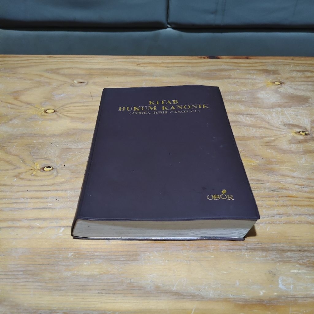Buku Kitab Hukum Kanonik