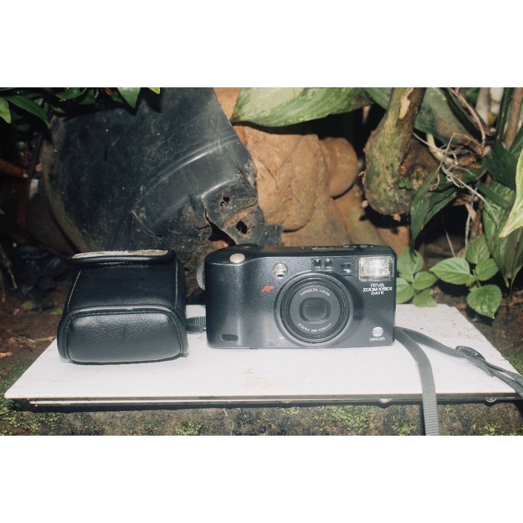 KAMERA ANALOG POCKET MINOLTA RIVA ZOOM 105 EX