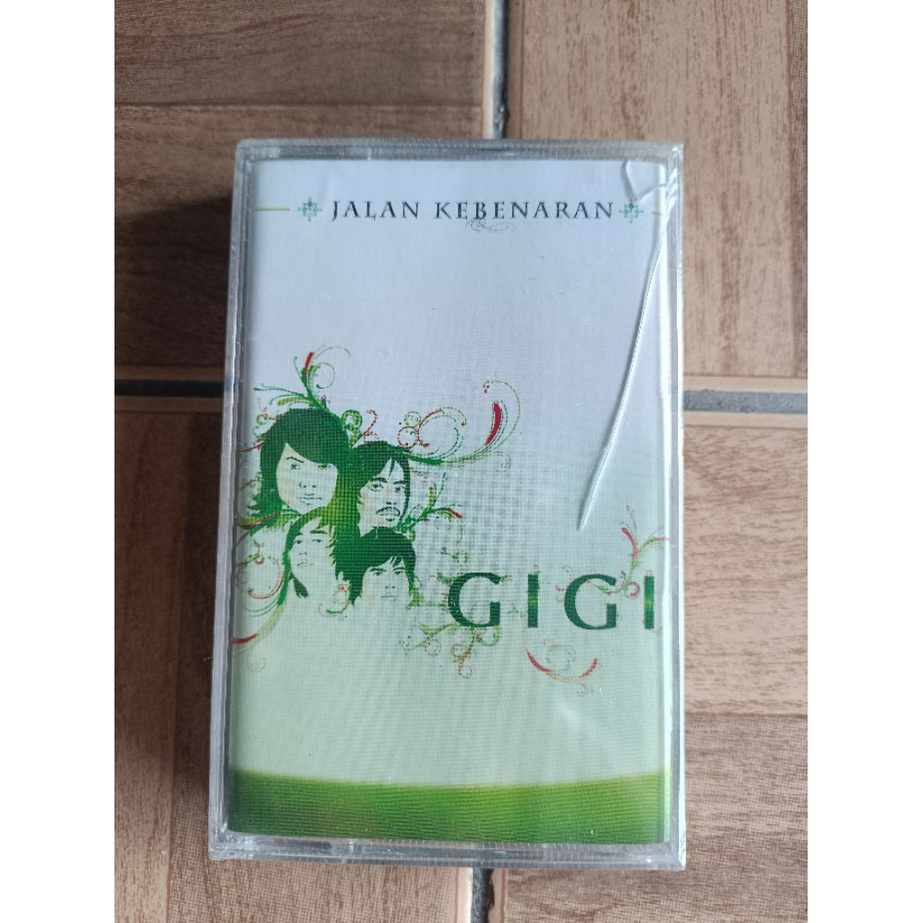 kaset pita GIGI "jalan kebenaran"