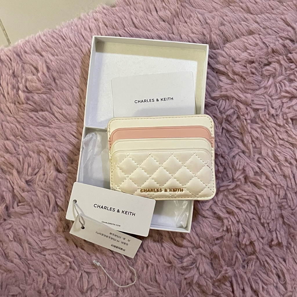 Preloved Card Holder Charles&Keith