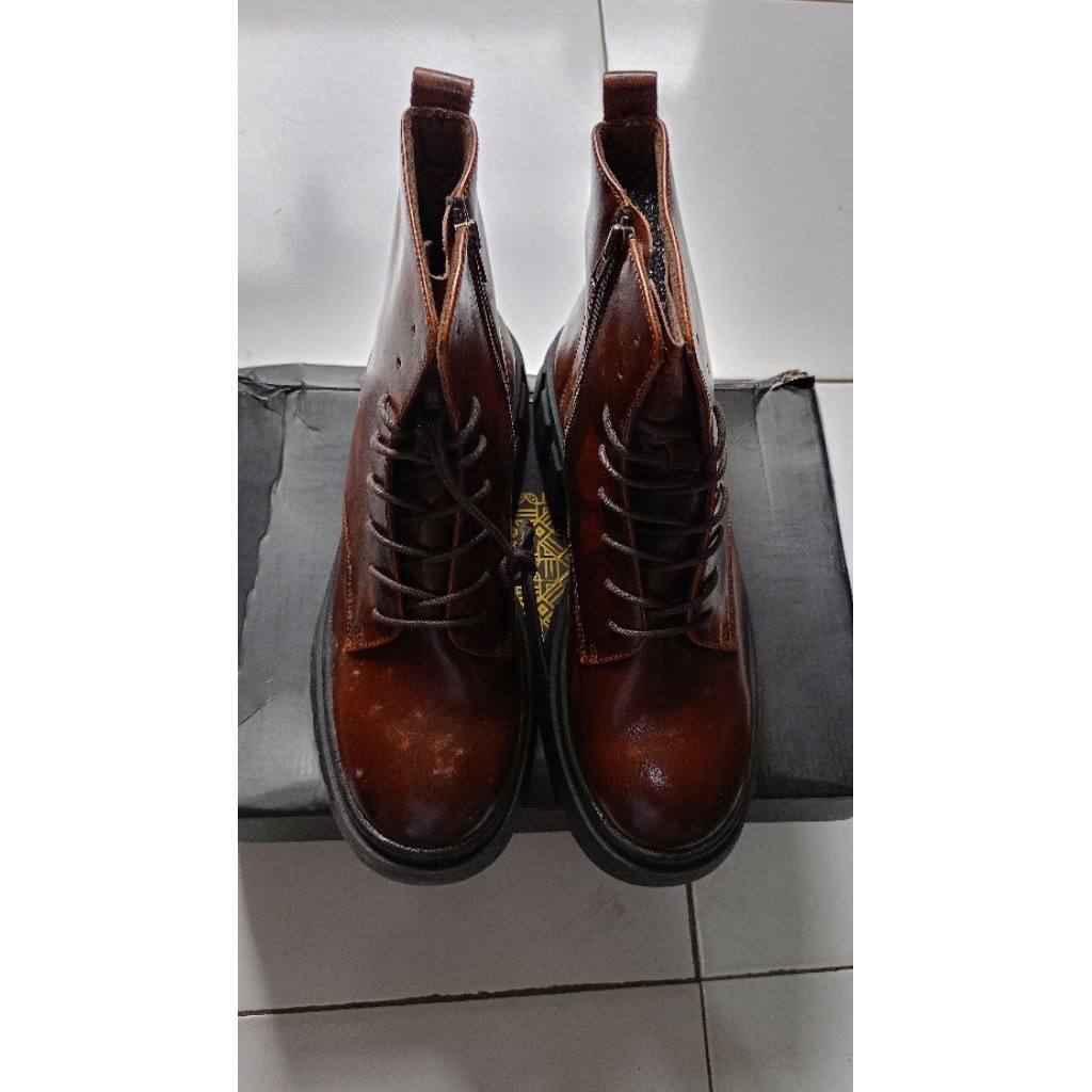Sepatu Bot Kulit Prabu Warna Cokelat
