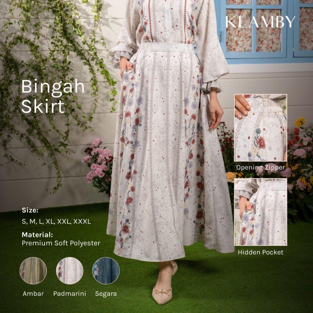 Bingah Skirt‎ Wearing Klamby