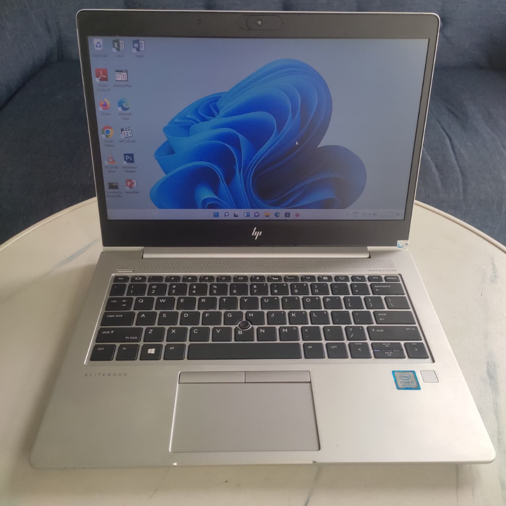 LAPTOP HP ELITEBOOK 830 G6 INTEL CORE i7 GEN 8