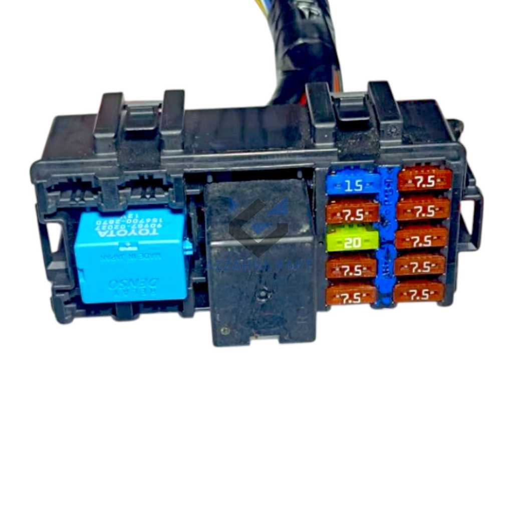 rumah sekring box sekring fuse box honda vario 160 original