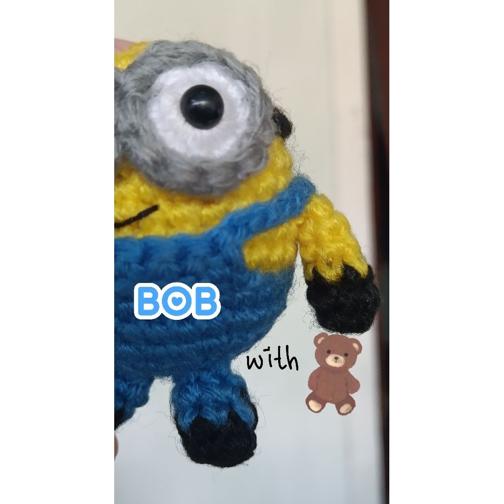 Amigurumi Keychain Rajut Bob Minion with Bear