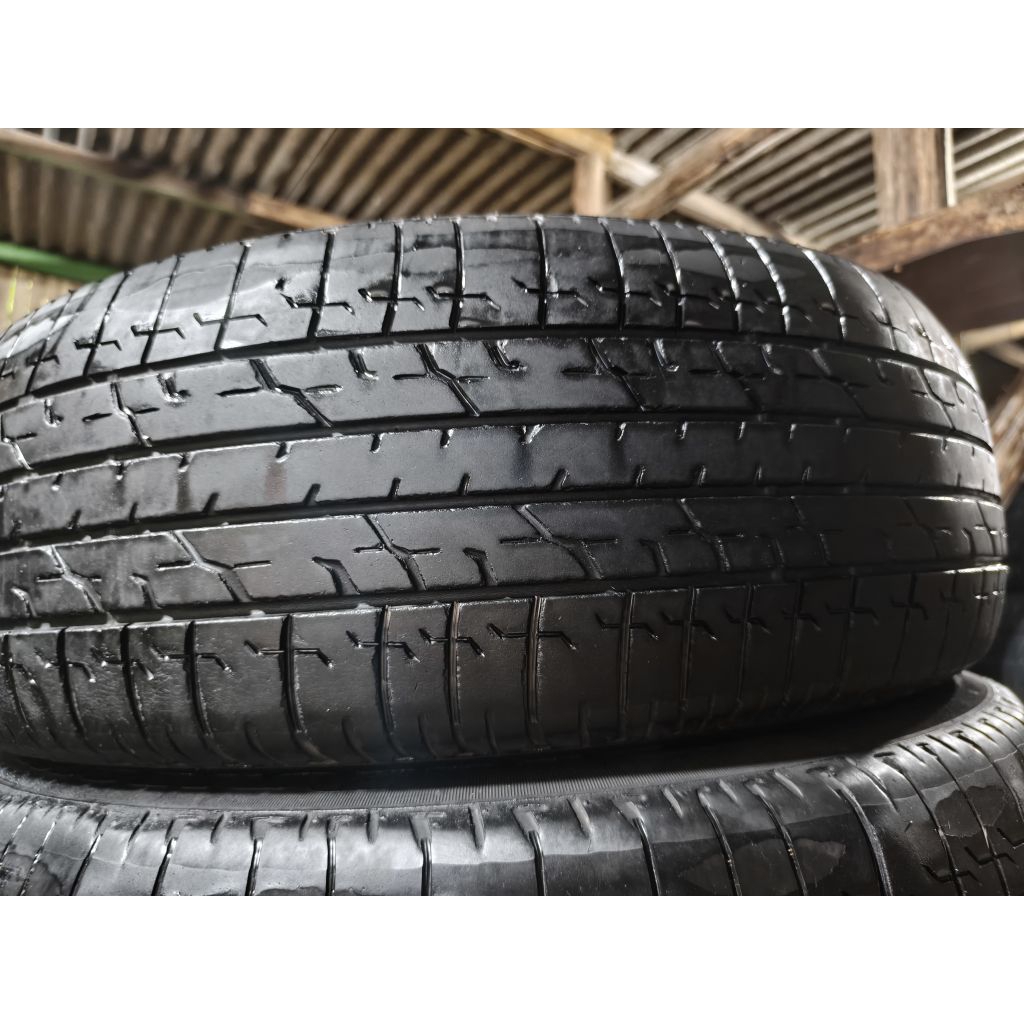 Ban 205/65 R15 Merek Bridgestone