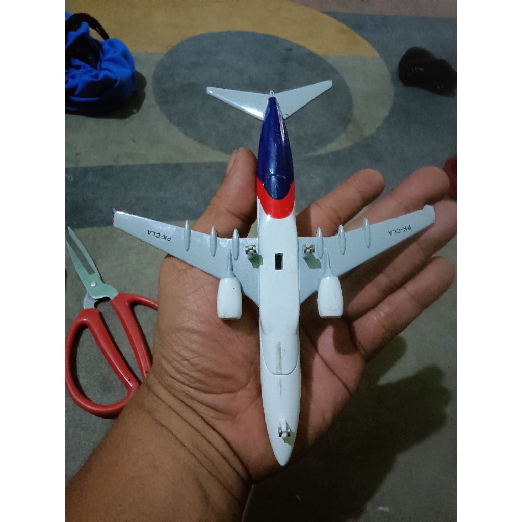 Miniatur pesawat Sriwijaya air