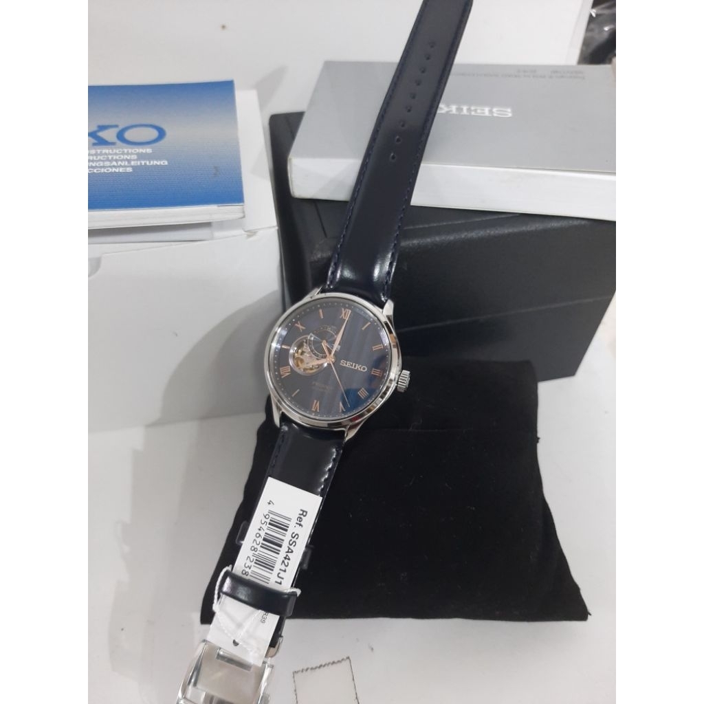 Seiko Automatic Presage SSA 421 j1