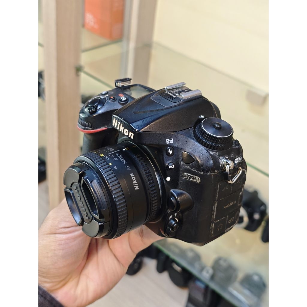 NIKON D7200 PLUS LENSA 50MM F1.8 MANUAL