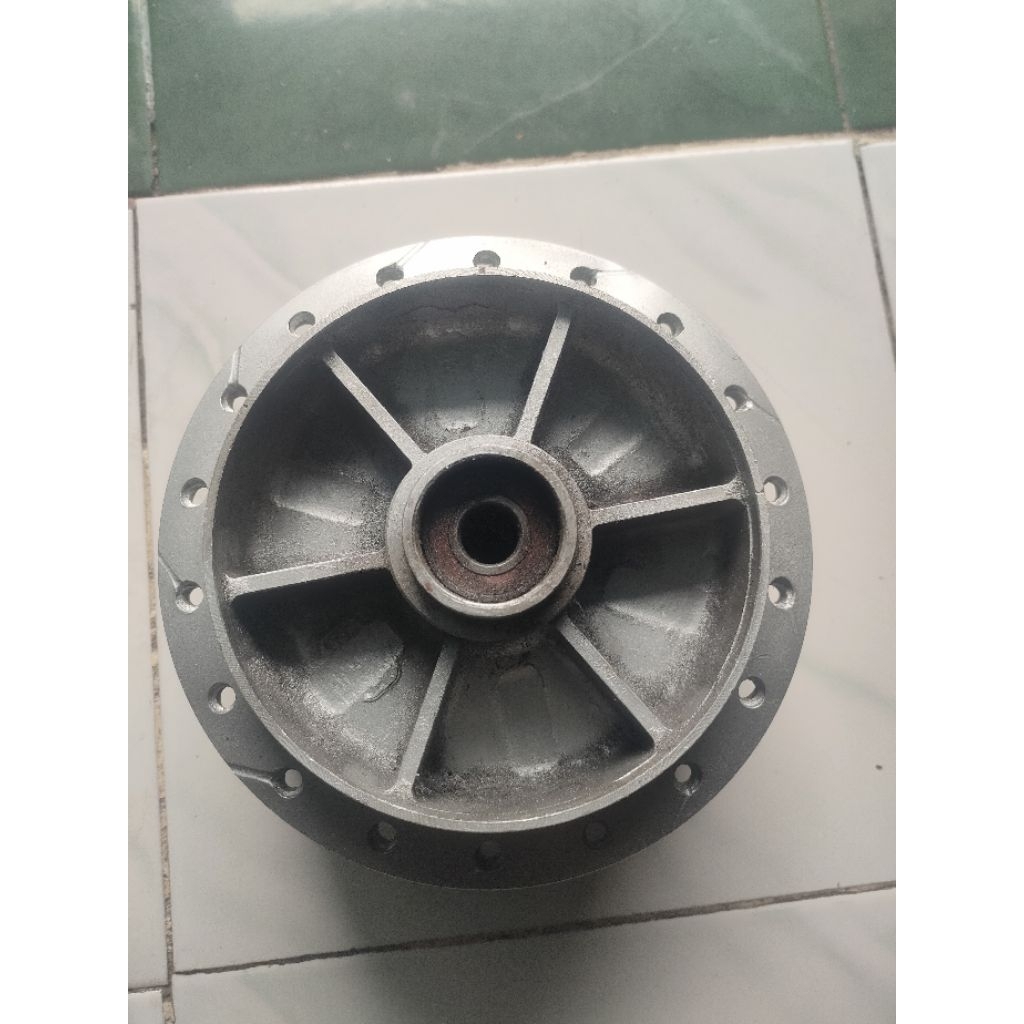 tromol belakang ninja rr