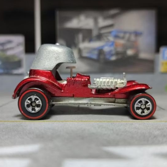 hot wheels Red Baron metalflake redlines Blackwall