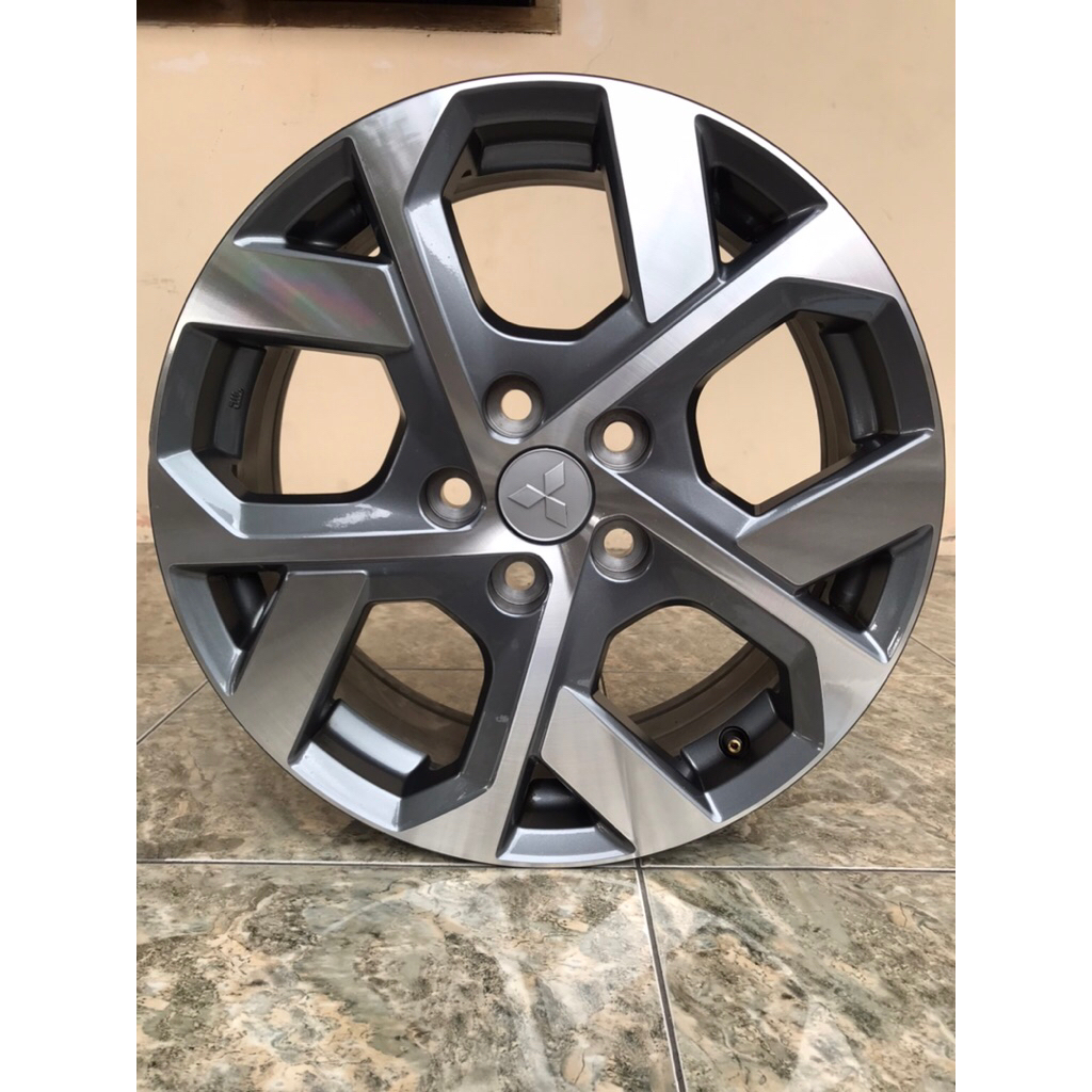 xpander cross ring 17 2022