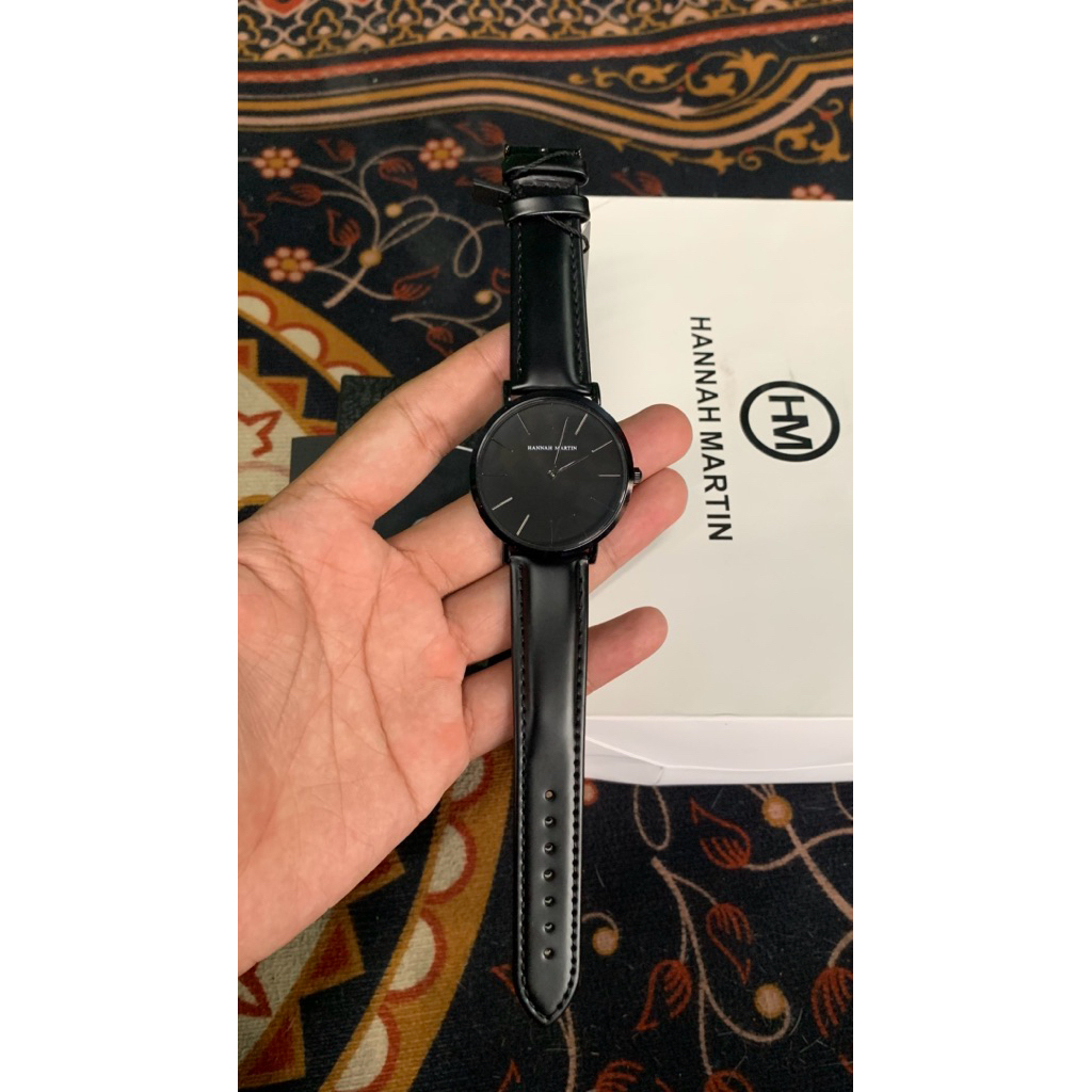 jam tangan hannah martin