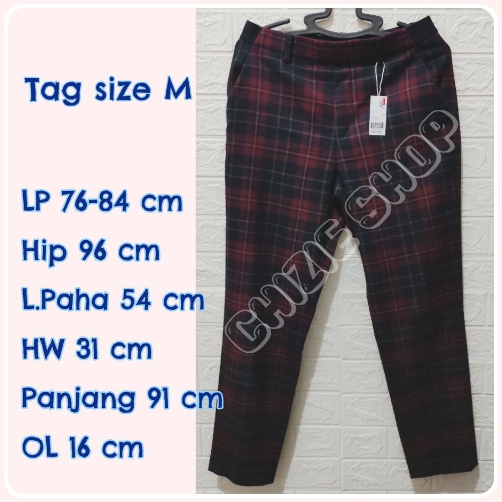 Uniqlo size M - Ankle pants tartan
