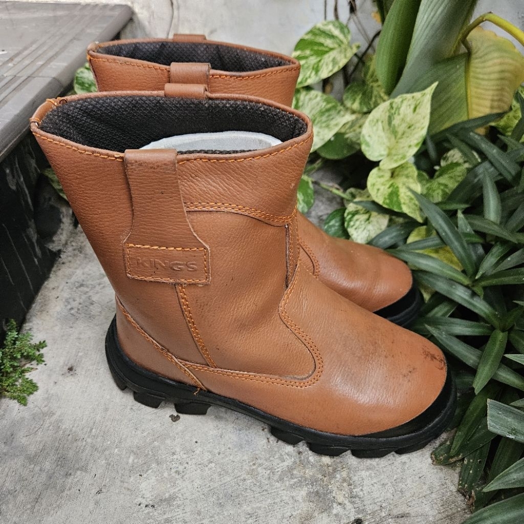 sepatu safety second kings size size 41(26cm)